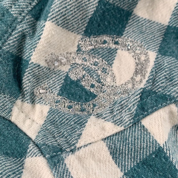 Flannel - Picture 2 of 4